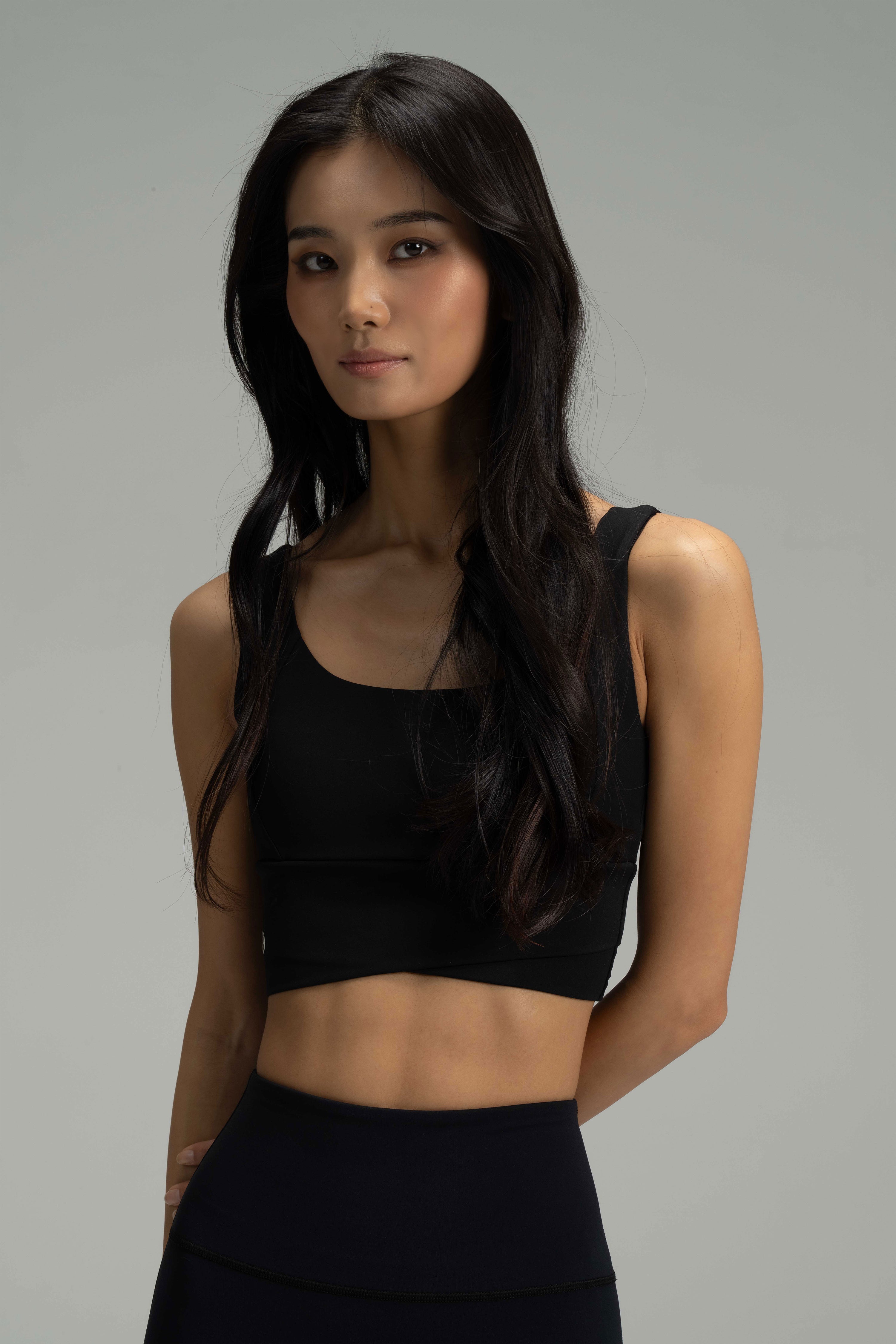 ContourHold V-Cut Sports Bra