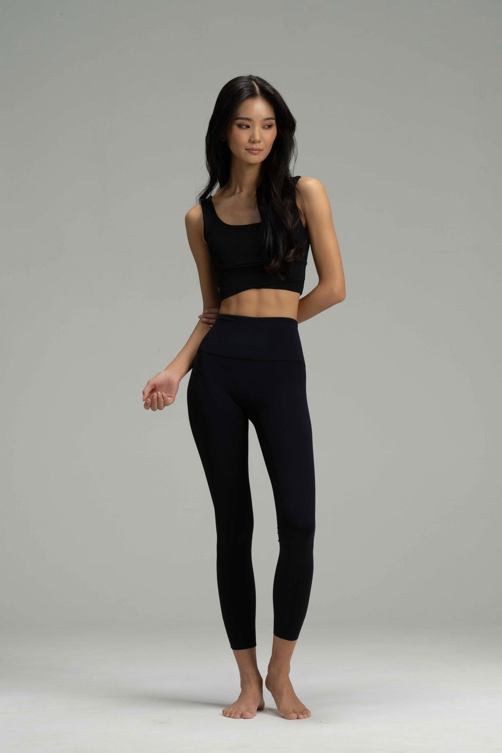 ContourHold V-Cut Sports Bra